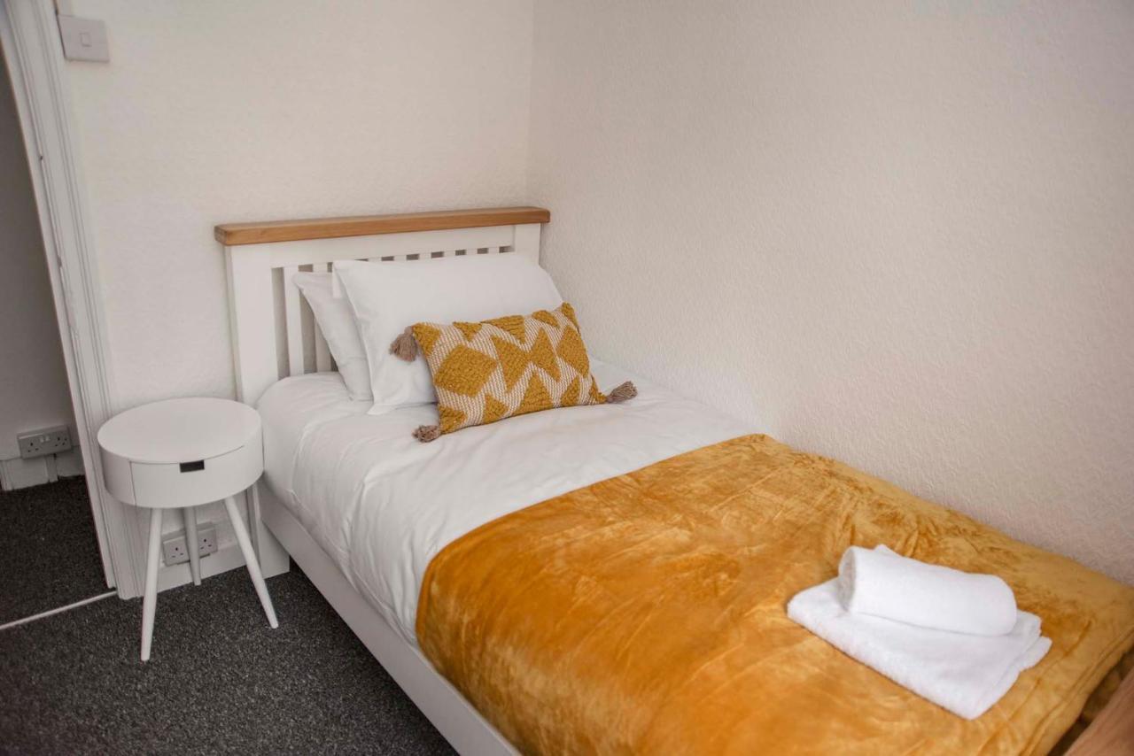 הוילה Abertillery Six Bells Retreat מראה חיצוני תמונה