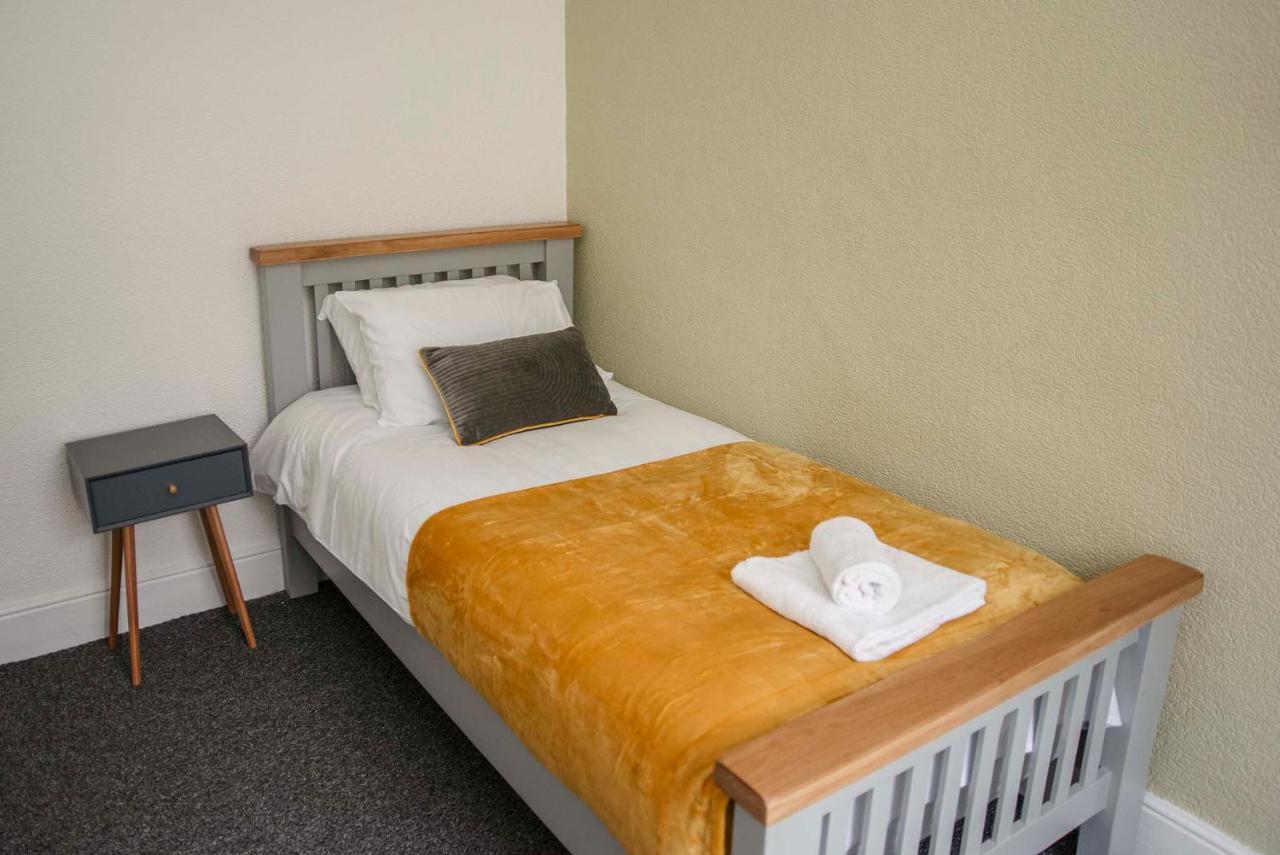 הוילה Abertillery Six Bells Retreat מראה חיצוני תמונה