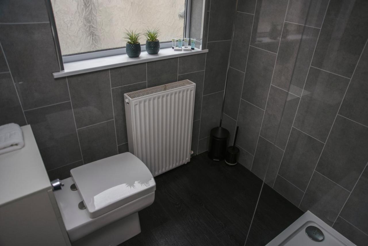 הוילה Abertillery Six Bells Retreat מראה חיצוני תמונה
